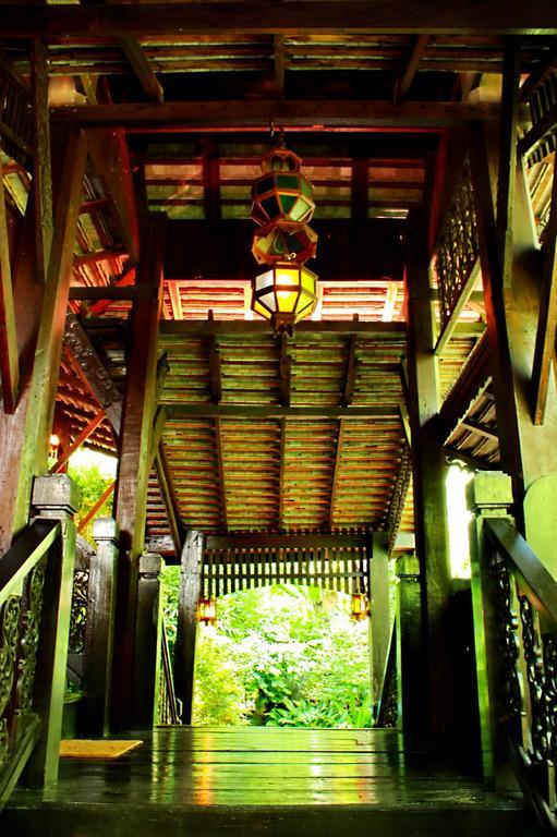 Club One Seven Gaymen Chiang Mai Hotel Exterior foto