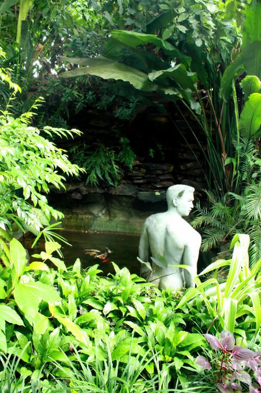 Club One Seven Gaymen Chiang Mai Hotel Exterior foto